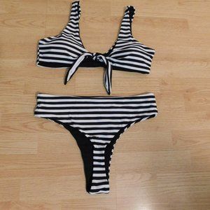 Two Piece Black and White XL Bikini - Lined - New